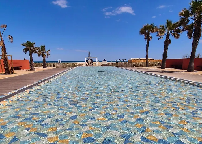 Le Carlton - Superbe Appartement - Acces Direct Plage - Terrasse Vue Mer