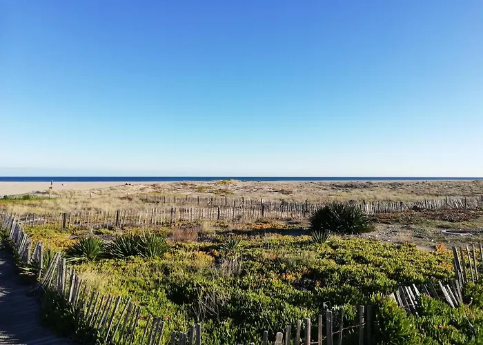 Le Carlton - Superbe Appartement - Acces Direct Plage - Terrasse Vue Mer
